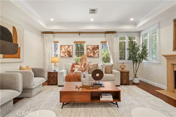 2438 Oneida Street  #D, Pasadena, CA 91107