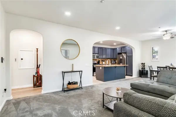 4313 Owens Street  #102, Corona, CA 92883