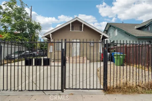 1242 43rd, Los Angeles, CA 90011 - #1