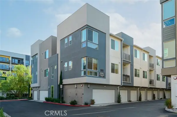 960 Tangent Privado  #303, Ontario, CA 91764