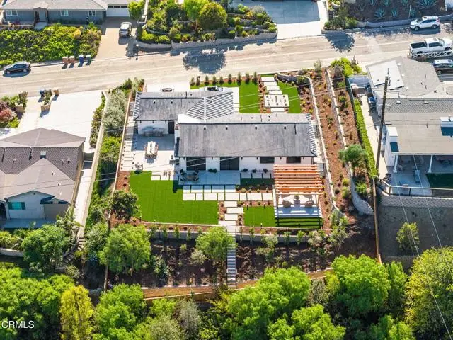 978 Colina, San Buenaventura Ventura, CA 93003 - #2