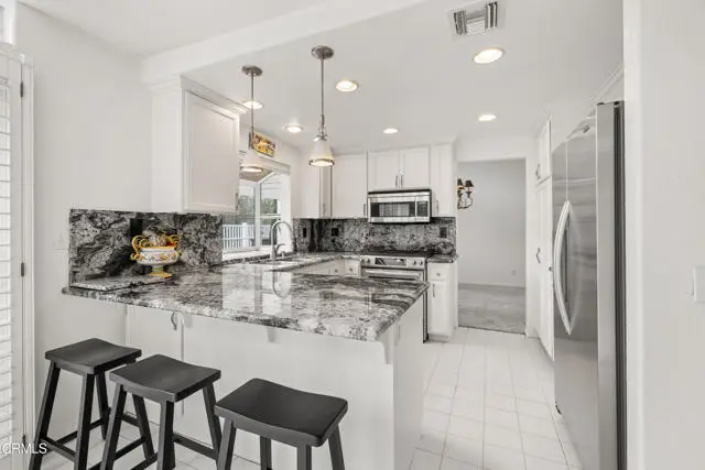 851 Vista Arriago, Camarillo, CA 93012 - #3