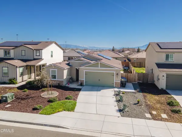 7808 Martian River Street, Bakersfield, CA 93311