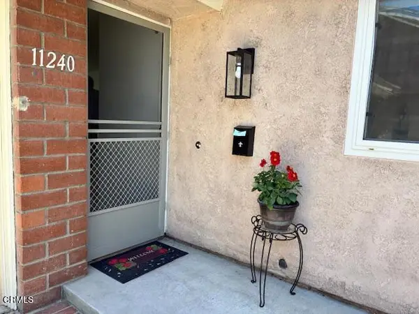 11240 Village 11, Camarillo, CA 93012