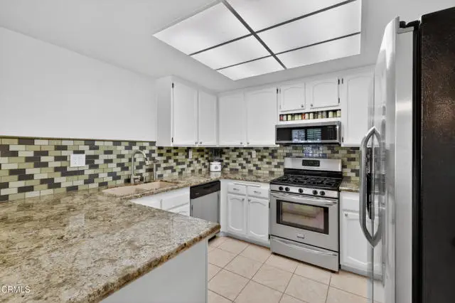 425 Jeremiah Drive  #A, Simi Valley, CA 93065 - #3