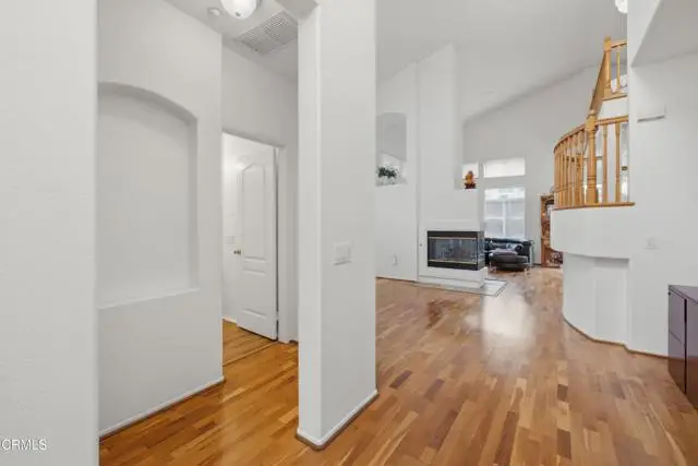 799 Saratoga Avenue, San Buenaventura Ventura, CA 93003 - #3