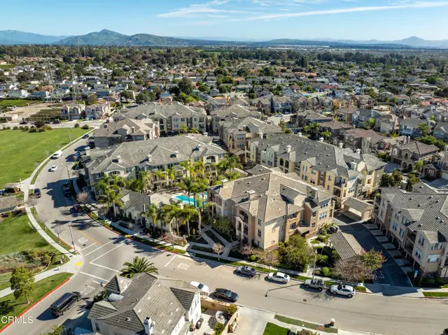 1740 Tanager Street  #2-201, San Buenaventura Ventura, CA 93003 - #2