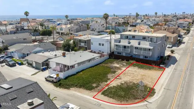 161 Santa Monica Avenue, Oxnard, CA 93035 - #2