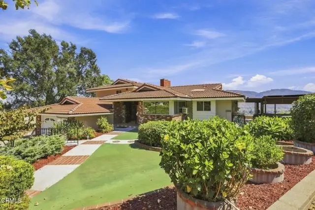 560 6th Street, Santa Paula, CA 93060 - #2