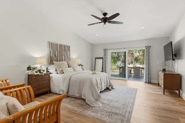 5351 Dubois Avenue, Woodland Hills, CA 91367 - #3