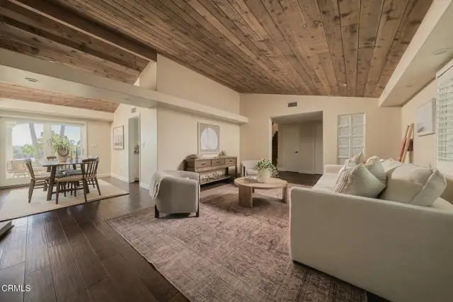 1249 COLINA, San Buenaventura Ventura, CA 93003 - #3