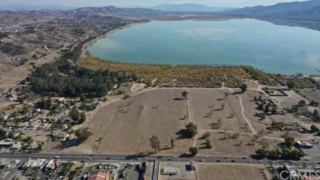 31360 Riverside Dr., Lake Elsinore, CA 92532 - #2