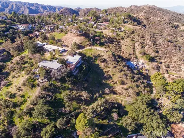 0 undefined, Tujunga, CA 91042