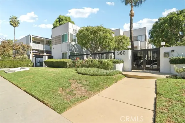 360 Los Robles Avenue  #11, Pasadena, CA 91101 - #1