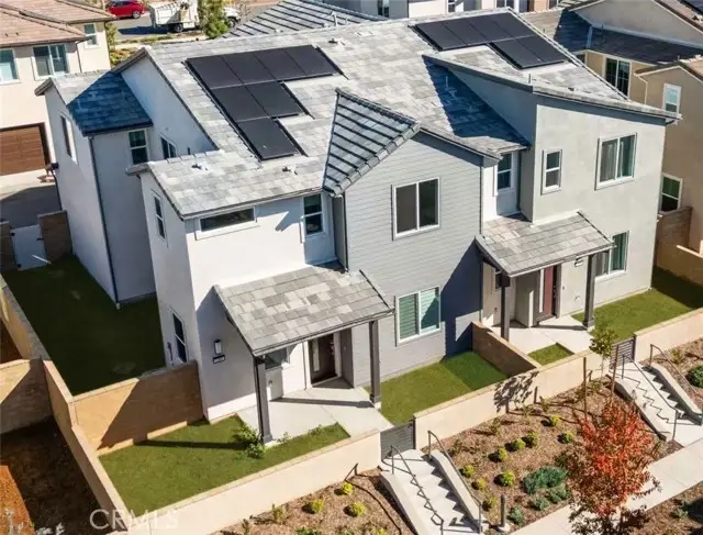 289 Shoveler, Irvine, CA 92618 - Image #2