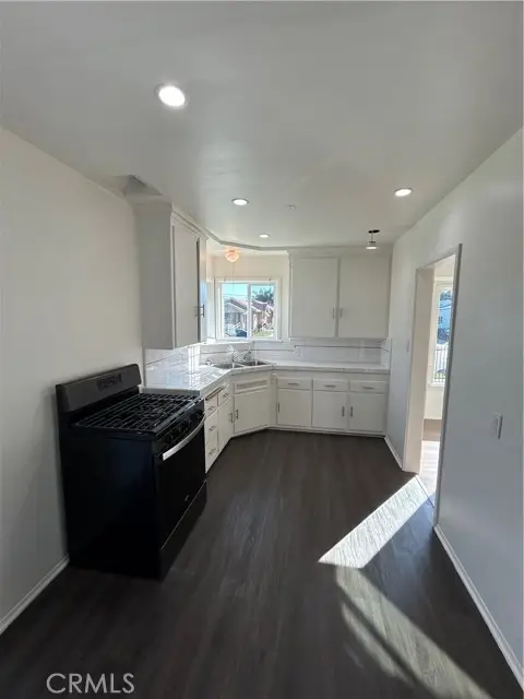 161 84th, Los Angeles, CA 90003 - Image #3