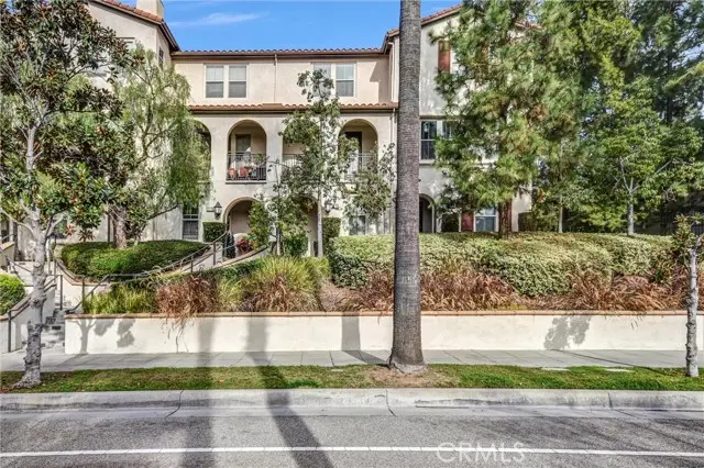 827 Promenade  #E, Azusa, CA 91702 - Image #1