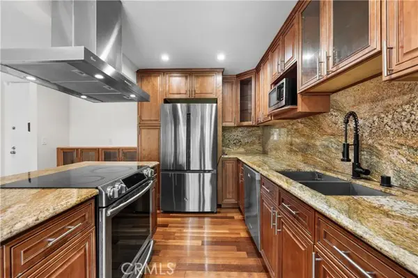 5950 Canterbury Drive  #C308, Culver City, CA 90230