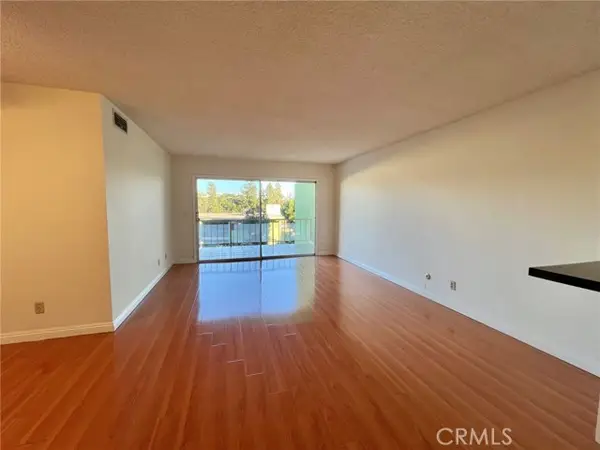1301 Atlantic  #B424, Monterey Park, CA 91754