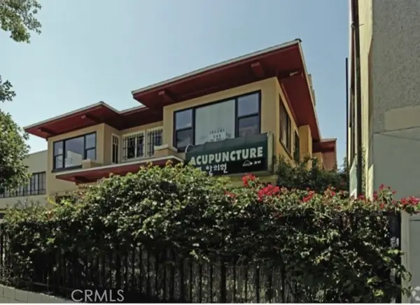 811 Vermont, Los Angeles, CA 90005