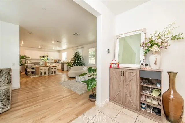 6043 Rosewood Way, Corona, CA 92880 - #2