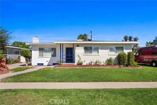 2690 Senasac, Long Beach, CA 90815