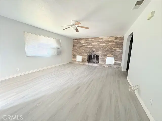 14027 Navajo, Apple Valley, CA 92307 - Image #3