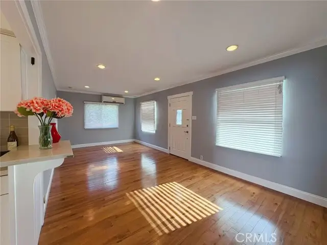 3721 2nd Avenue, La Crescenta, CA 91214 - #3