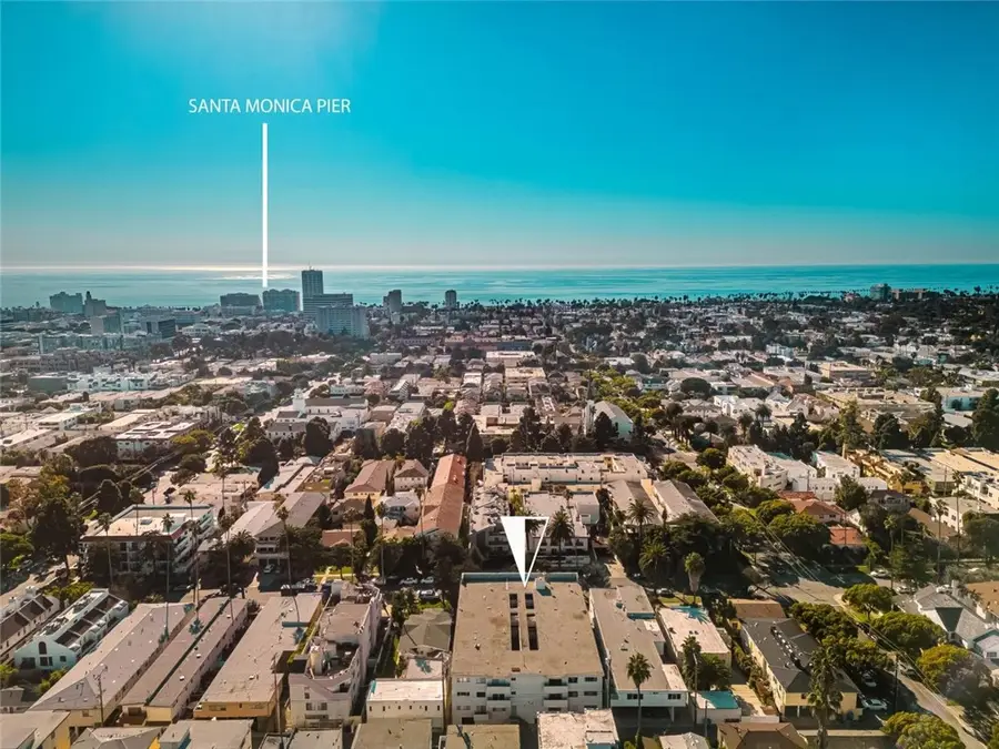 1021 12th Street  #102, Santa Monica, CA 90403 - #2