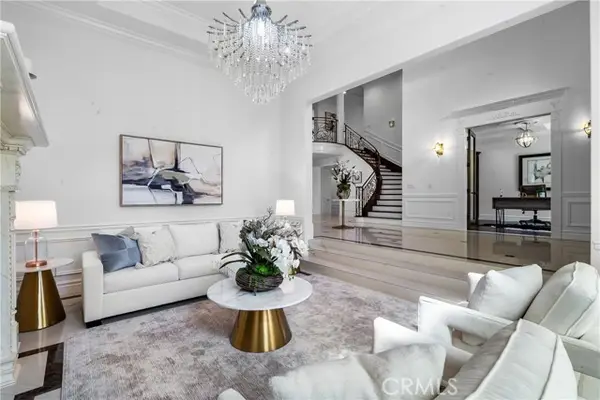 3255 Lombardy, Pasadena, CA 91107