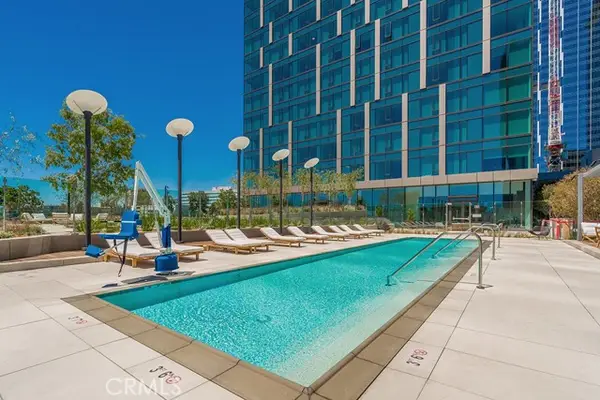 889 Francisco Street  #1909, Los Angeles, CA 90017