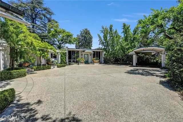 935 Hillcrest, Pasadena, CA 91106 - #1