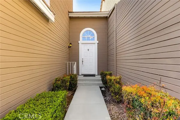555 Canyon Hill Road, San Dimas, CA 91773