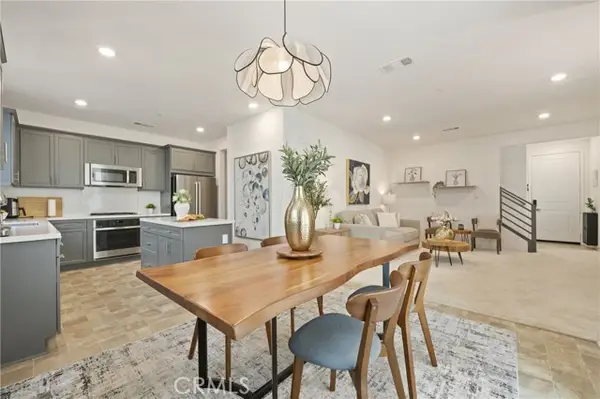2009 Dewdrop, Upland, CA 91786