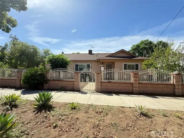 122 Park, Ontario, CA 91761 - #2