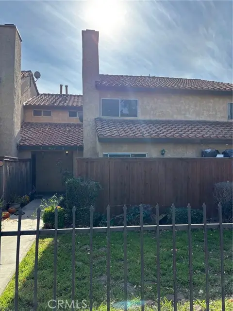 16595 Upland  #E, Fontana, CA 92335