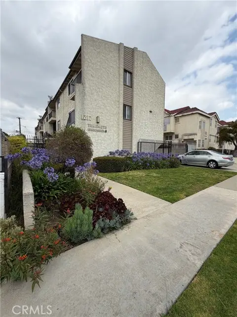 1217 168th, Gardena, CA 90247 - #2