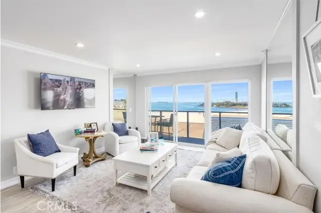 1 3rd  #605, Long Beach, CA 90802 - #2