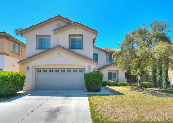16865 Cascades Place, Fontana, CA 92336