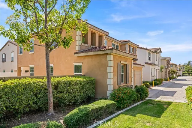 119 West Via Rua Flores, Ontario, CA 91762 - #3