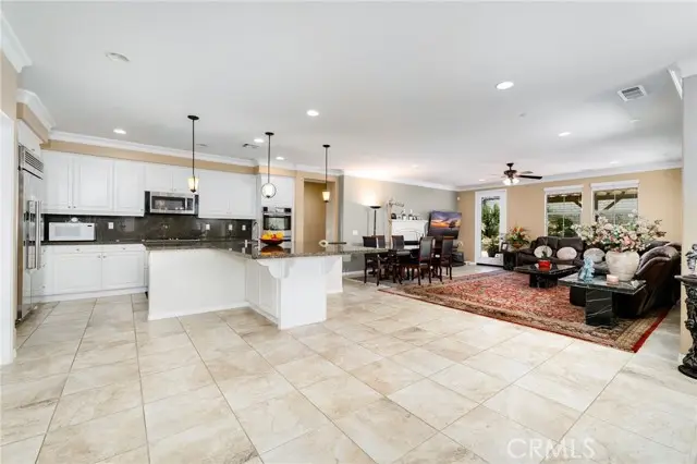 13262 Los Robles Court, Corona, CA 92880 - #3