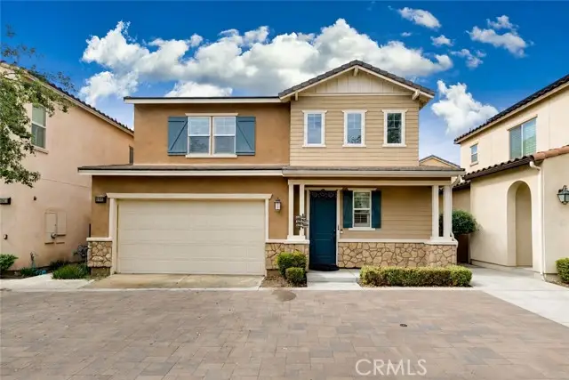 3843 Oakville, Ontario, CA 91761 - #1