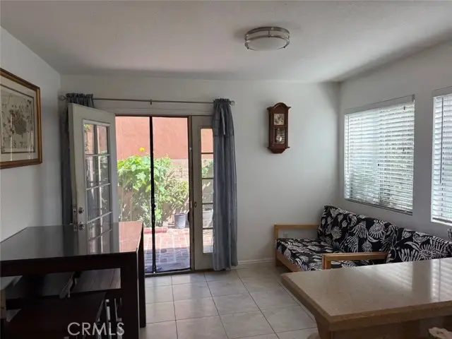 6975 Agra, Los Angeles, CA 90040 - #3