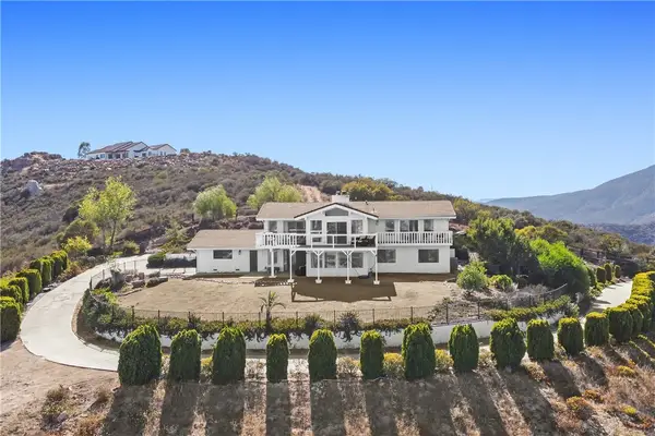 39158 Vista Del Bosque, Murrieta, CA 92562