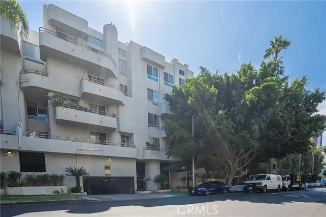 500 Berendo Street, Los Angeles, CA 90020 - #2
