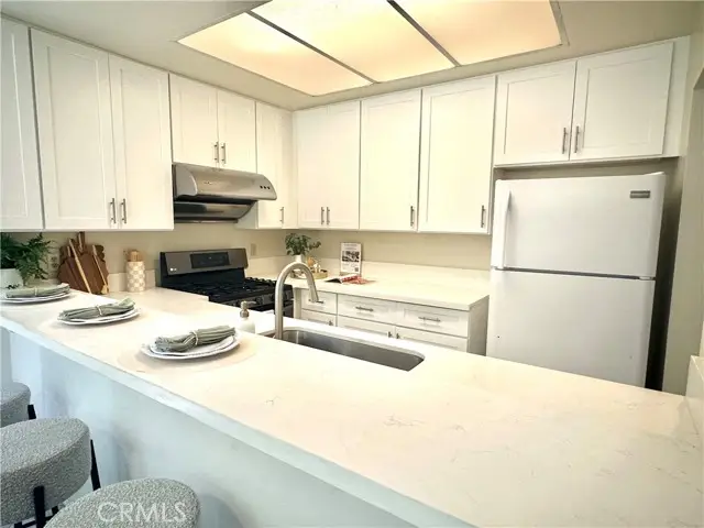 235 Holliston, Pasadena, CA 91106 - #3