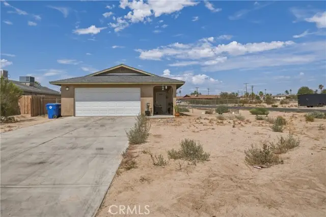 6252 Smoketree Avenue, Twentynine Palms, CA 92277 - #1