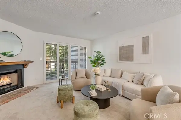 26015 Alizia Canyon  #B, Calabasas, CA 91302