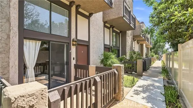 1909 Huntington Drive  #D, Duarte, CA 91010 - #3