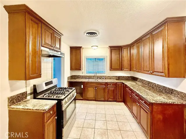 9492 Evergreen, Fontana, CA 92335 - #2